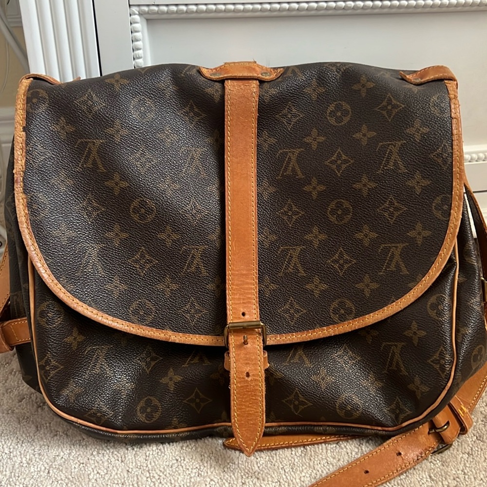 🌸LOUIS VUITTON MONOGRAM CANVAS SAUMUR 35 🌸